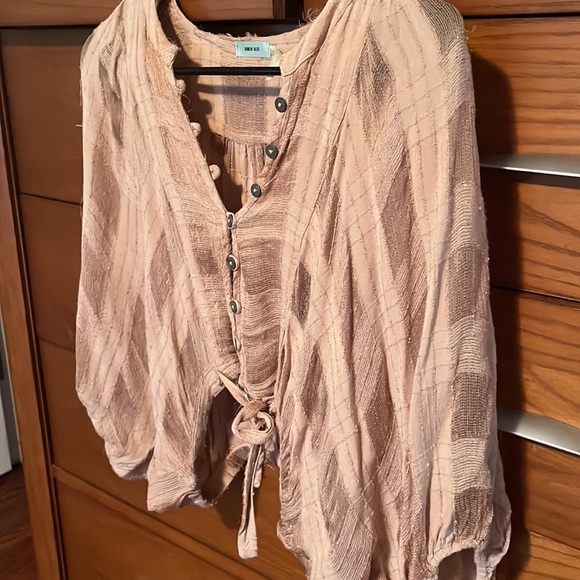 Brand: Urban outfitters kimchi blue Style: Brown buttons and tie in front Size:S - Picture 3 of 3